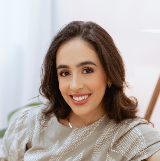 Dra. Larissa Corrêa