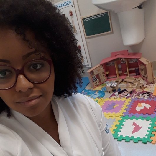 Prof. Yasmine Martins