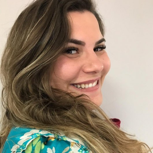 Dra. Larissa Marchiori
