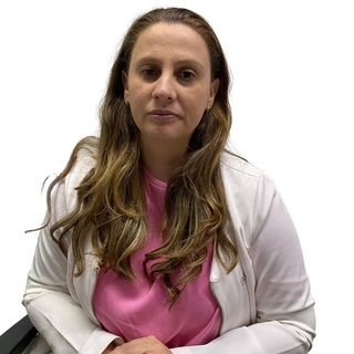 Dra. Daniela de Araujo Zenoni