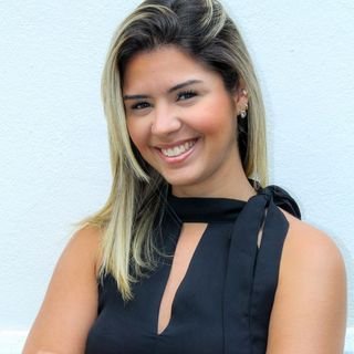 Ana Caroline Lemos