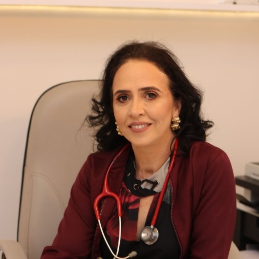 Dra. Erika Maia Abreu Soares