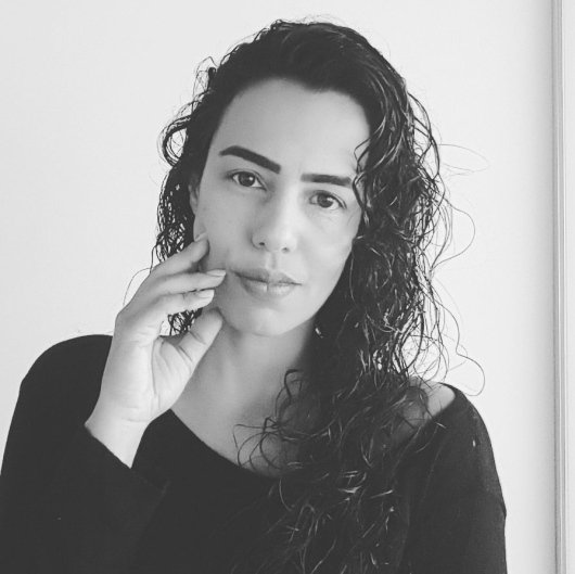 Dra. Karina Diniz Lopes
