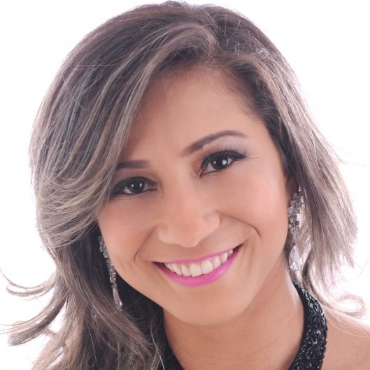 Dra. Nara Bandeira Mendes de Araujo