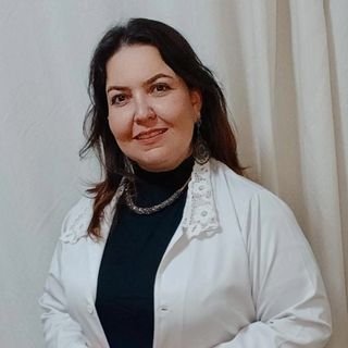 Dra. Ana Patrícia Queiroz