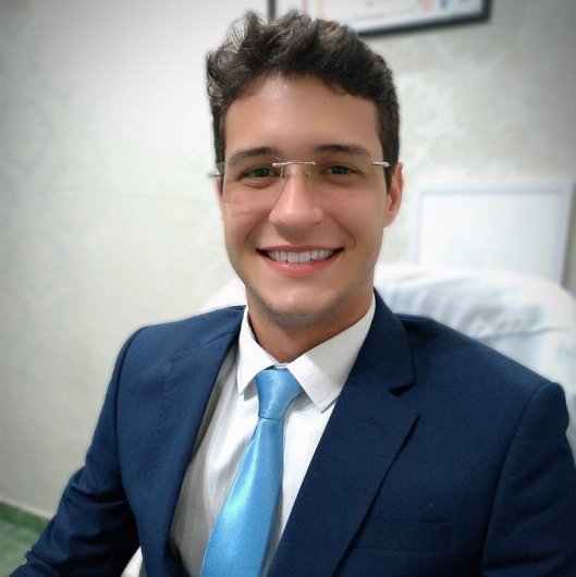 Dr. Abraão Dias