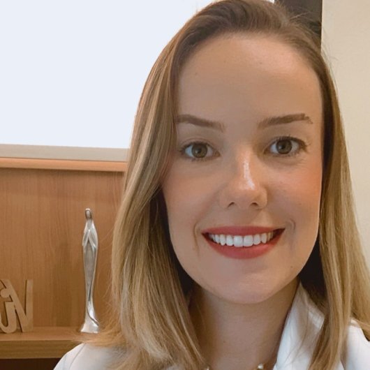 Dra. Marcela de Oliveira