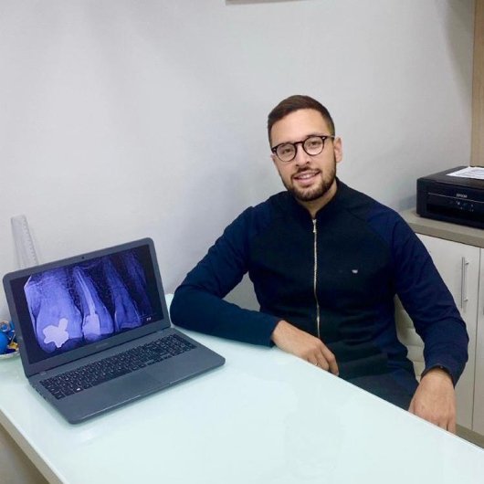 Dr. Oscar Cardoso