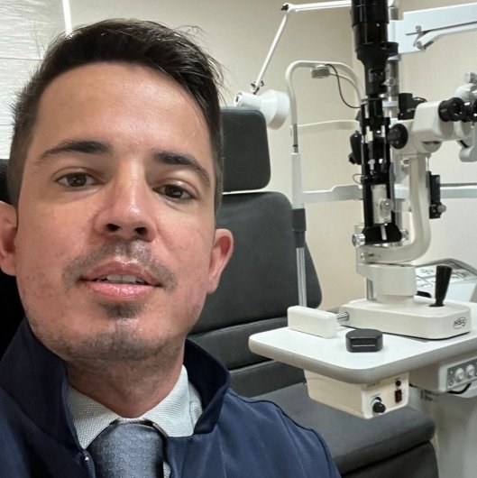 Dr. Gustavo Costa Pinheiro