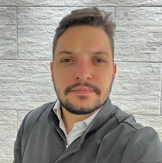 Dr. Diego Queiroz