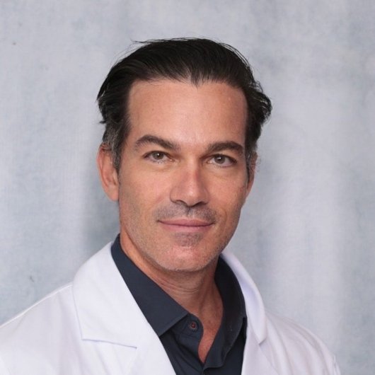 Dr. Armando de Capua Neto