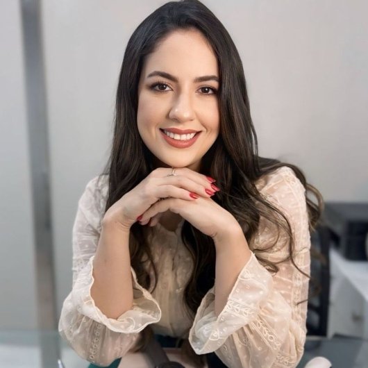 Dra. Laryssa Rocha Parente