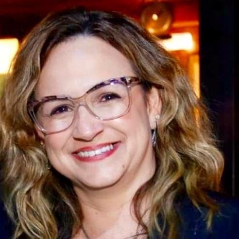 Dra. Renata Almeida De Souza Carmo