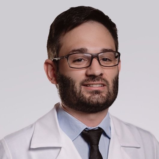 Dr. Eduardo Menegat