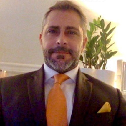 Dr. Andre De Simone Alonso