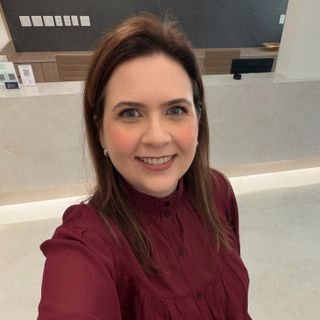 Dra. Thais Gagno Grillo