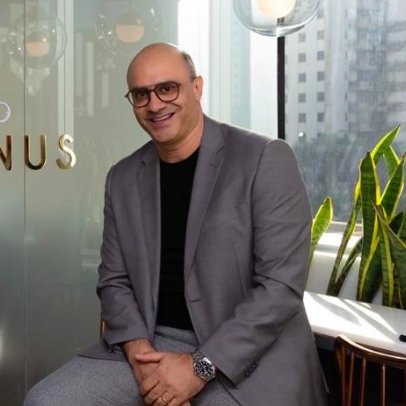Dr. Ricardo Tanus Valle