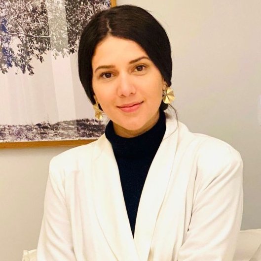 Dra. Lorena de Freitas Silva