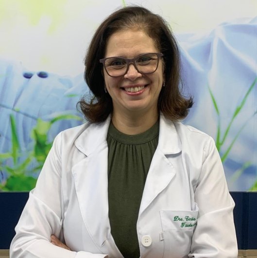 Dra. Cintia Aparecida de Natali