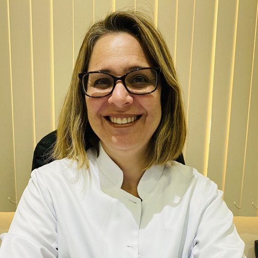 Dra. Luciana Rogério Capatao
