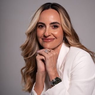 Dra. Geovanna Junqueira