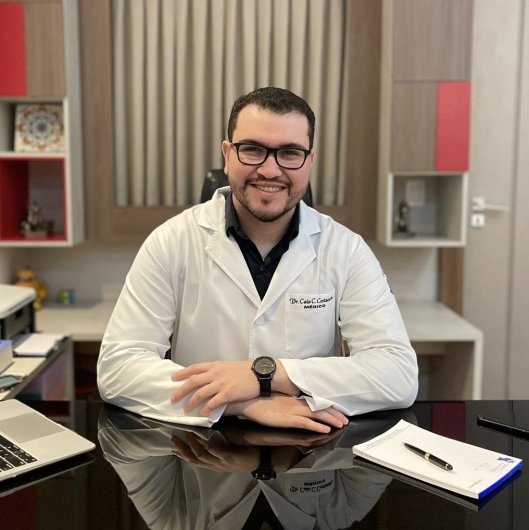 Dr. Caio Costacurta