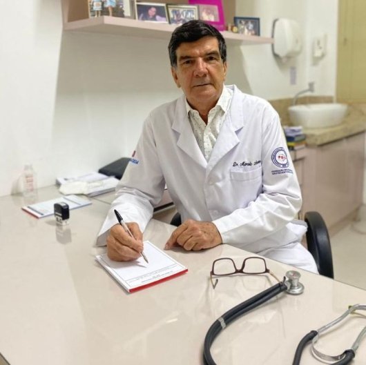Dr. Marcelo Arantes Machado