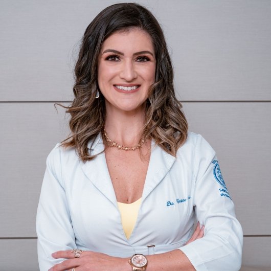 Dra. Cristiane Mota Oliveira