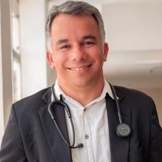 Dr. João Ferraz