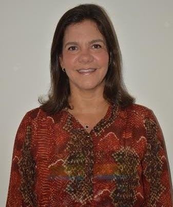 Dra. Andréa Pereira Colpas
