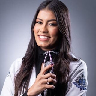 Dra. Andressa Marques Cunha Lisboa