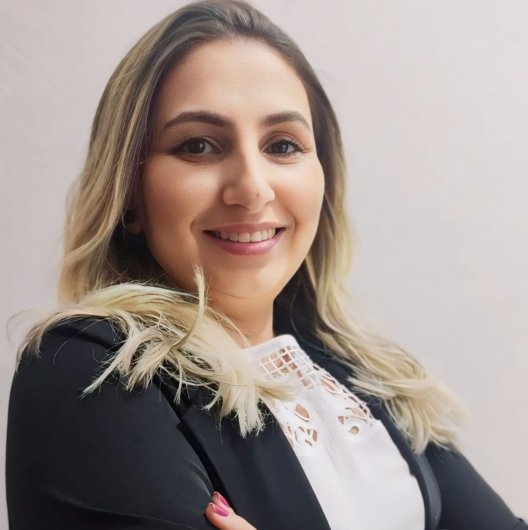 Elaine dos Santos Menezes de Jesus