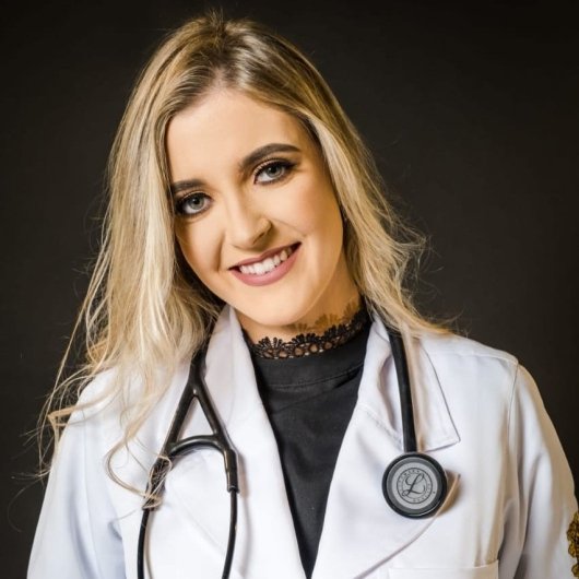 Dra. Paula Moreira Navarro Rocha