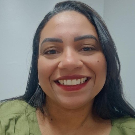 Dra. Jaqueline Lopes