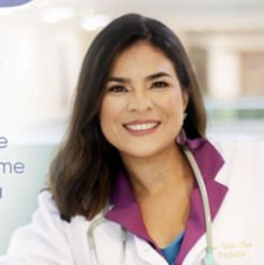 Dra. Carla Fernanda Santos Santana