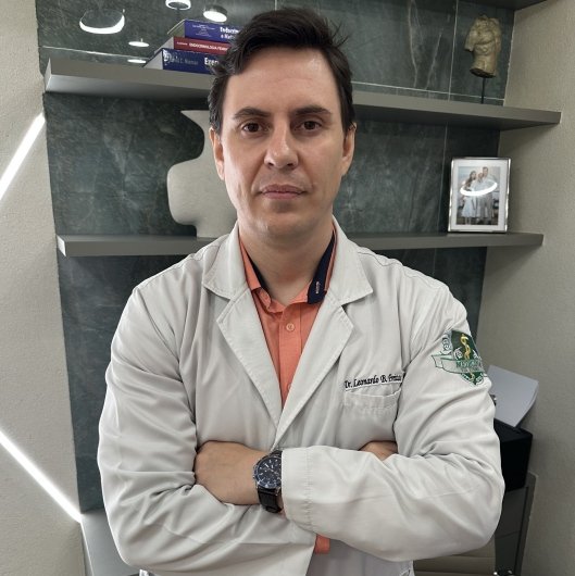Dr. Leonardo Bezerra de Freitas Neto