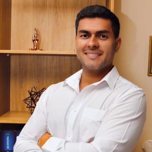 Dr. Diego Oliveira