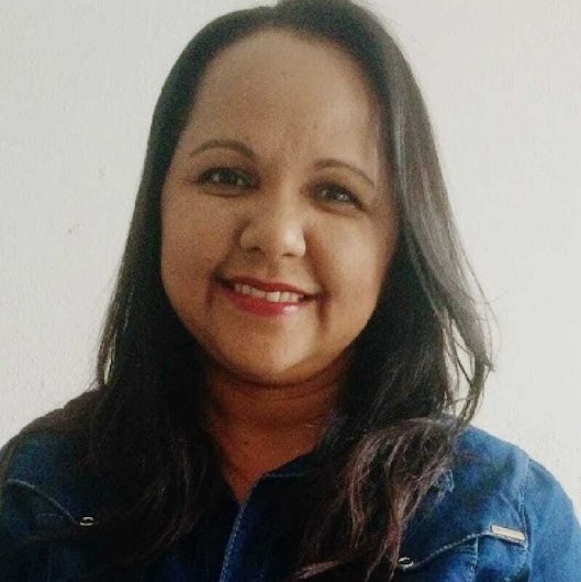 Dra. Juliane Silveira