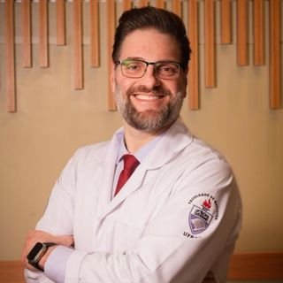 Dr. Cesar Luis Hinckel