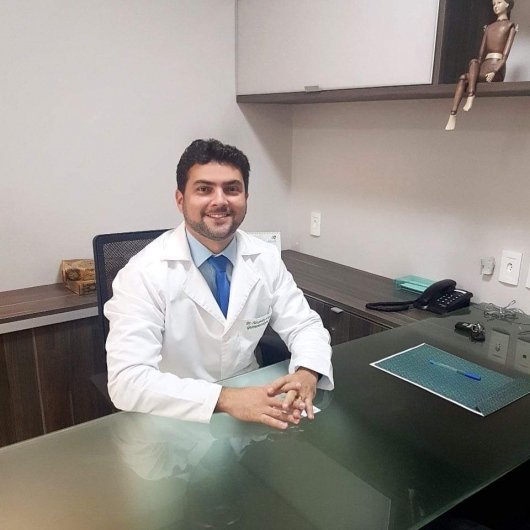 Dr. Alexandro Vital