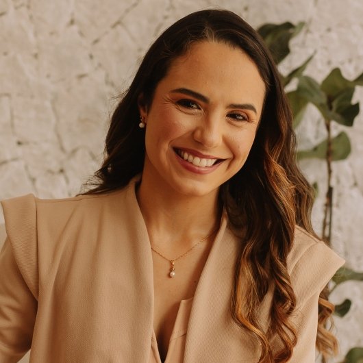 Dra. Natasha Candreva