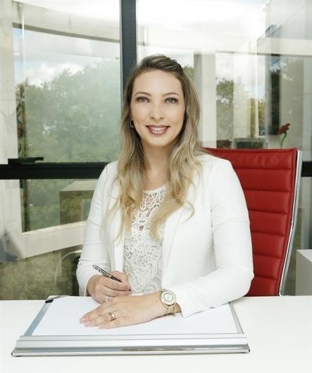Dra. Roberta Ilha Oliveira