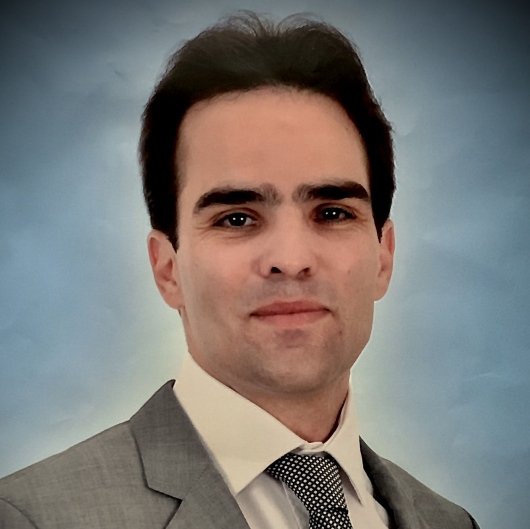 Dr. Yuri Chaves