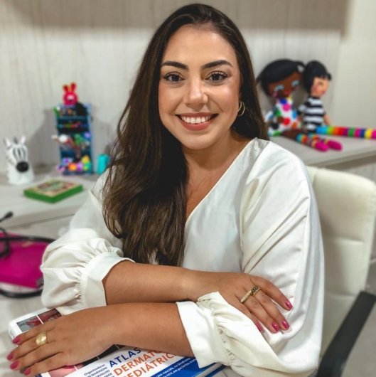 Dra. Tábatta Pereira Souza