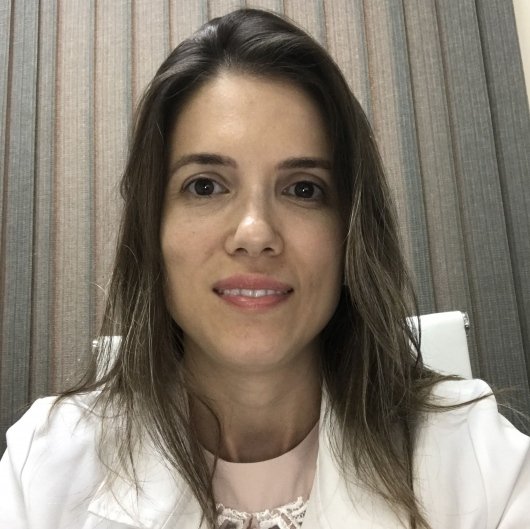 Dra. Cristina Carneiro Pita