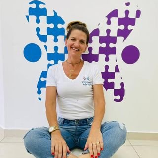 Maura Lange