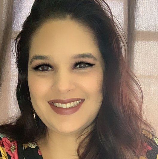 Dra. Livia Lobo Pastore