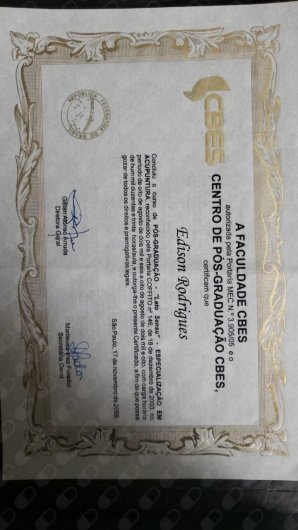 Dr. Edison Rodrigues