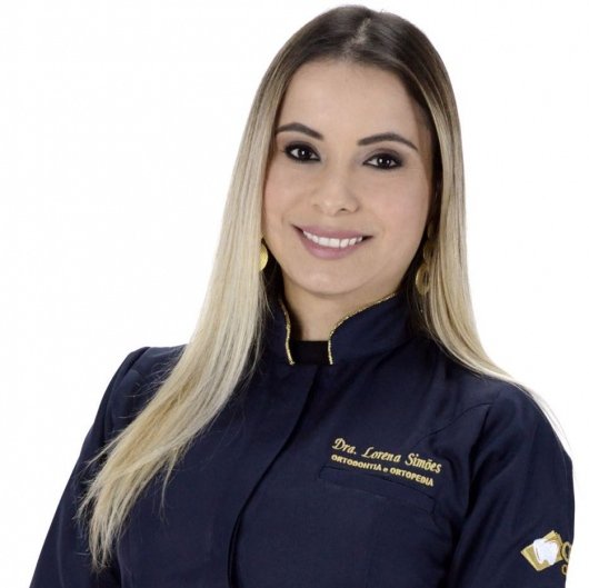 Dra. Lorena Brandão Simões Leite