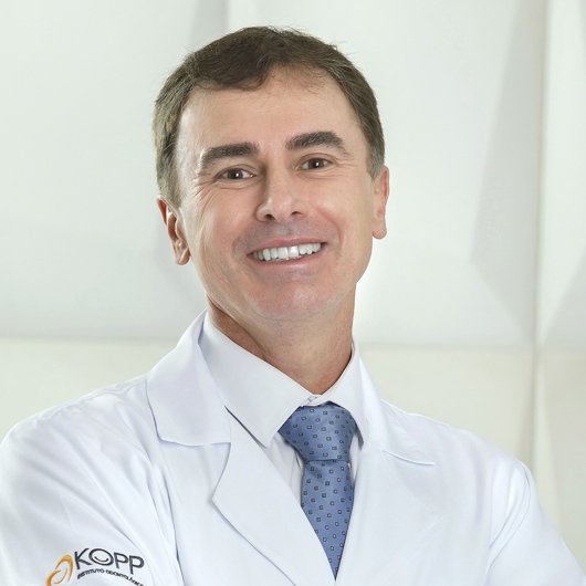 Dr.Gino Kopp
